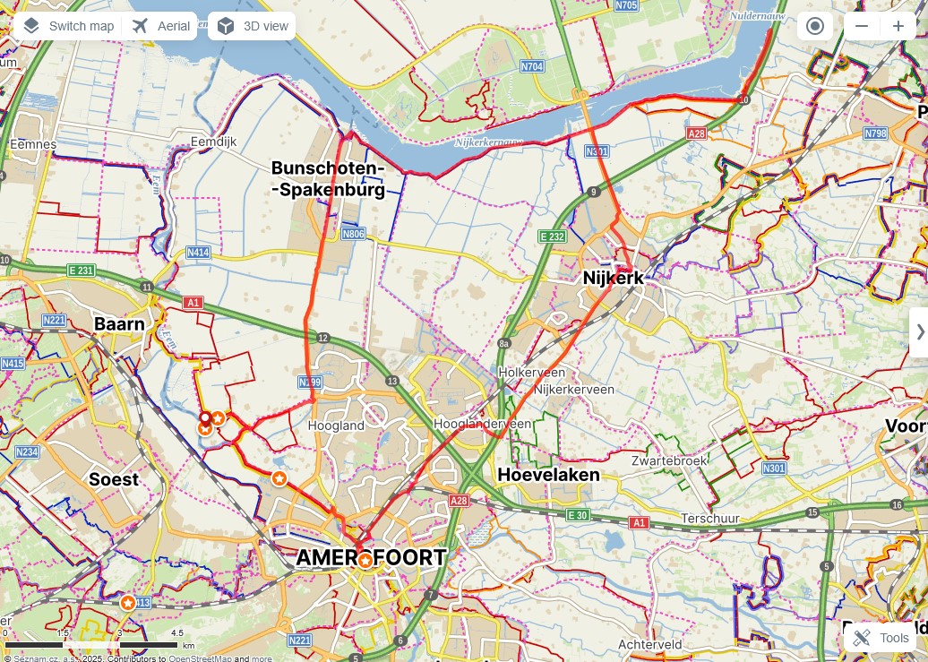 55 km severovýchodným smerom.