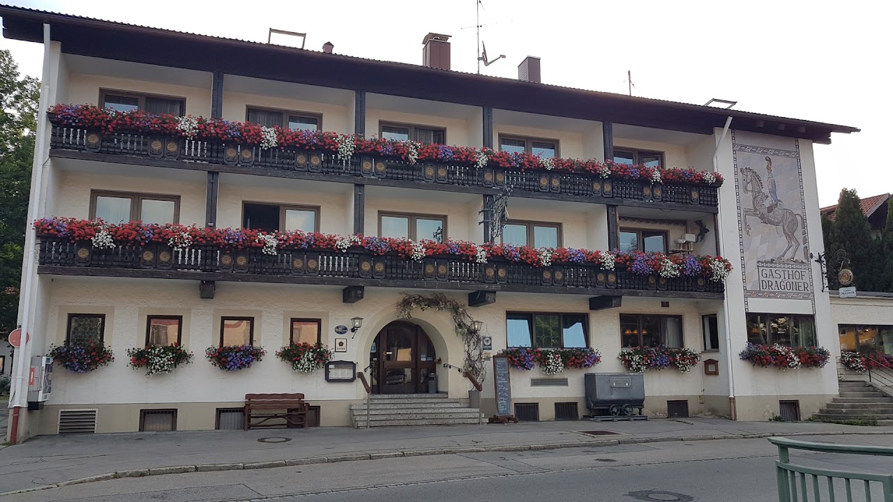 Hotel Gasthof Zum Dragoner v Peitingu